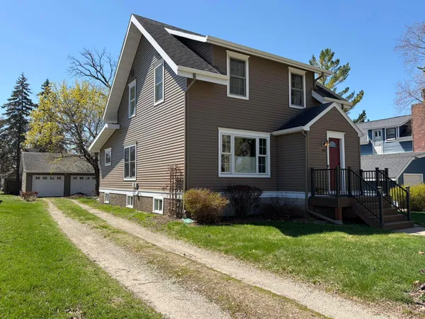 $247,000 | 412 4th Avenue Northeast, Waseca, MN 56093