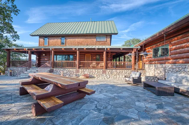 $1,395,000 | 12755 Rusty Spur Lane, Clovis, CA 93619