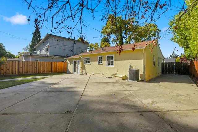 $2,899,000 | 884 Warren Way, Palo Alto, CA 94303