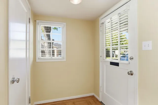 $2,899,000 | 884 Warren Way, Palo Alto, CA 94303