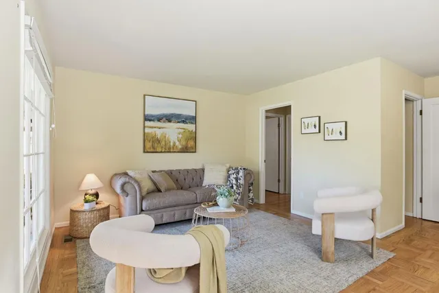 $2,899,000 | 884 Warren Way, Palo Alto, CA 94303