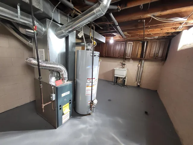 $170,000 | 9648 Nathaline Avenue, Redford, MI 48239