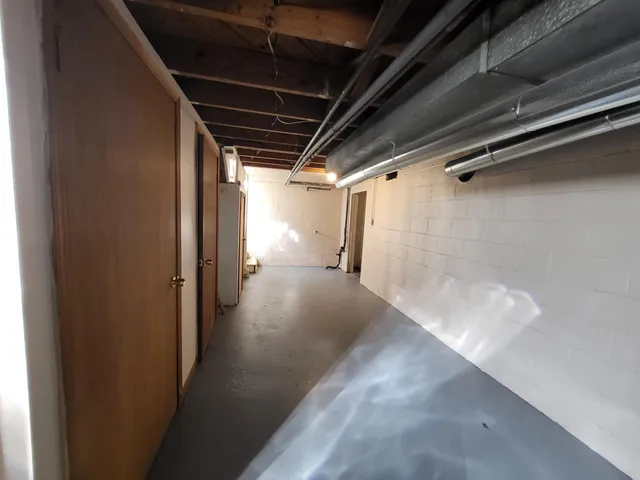 $170,000 | 9648 Nathaline Avenue, Redford, MI 48239