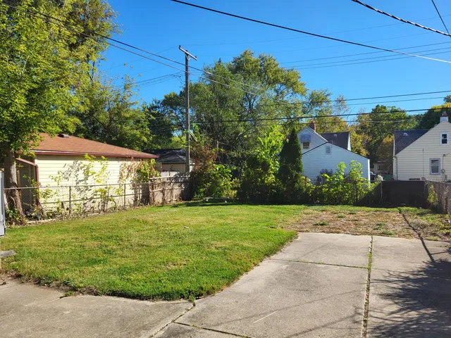 $170,000 | 9648 Nathaline Avenue, Redford, MI 48239