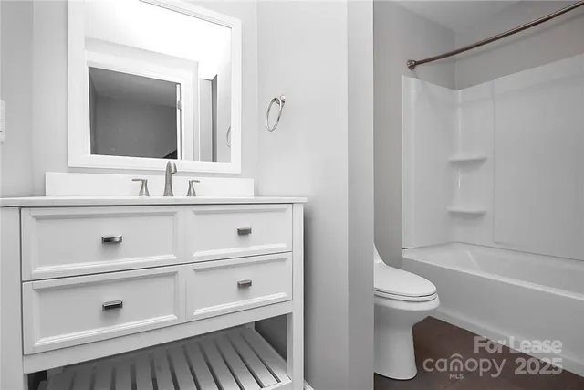 $2,795 | 1418 Kenilworth Avenue, Charlotte, NC 28203