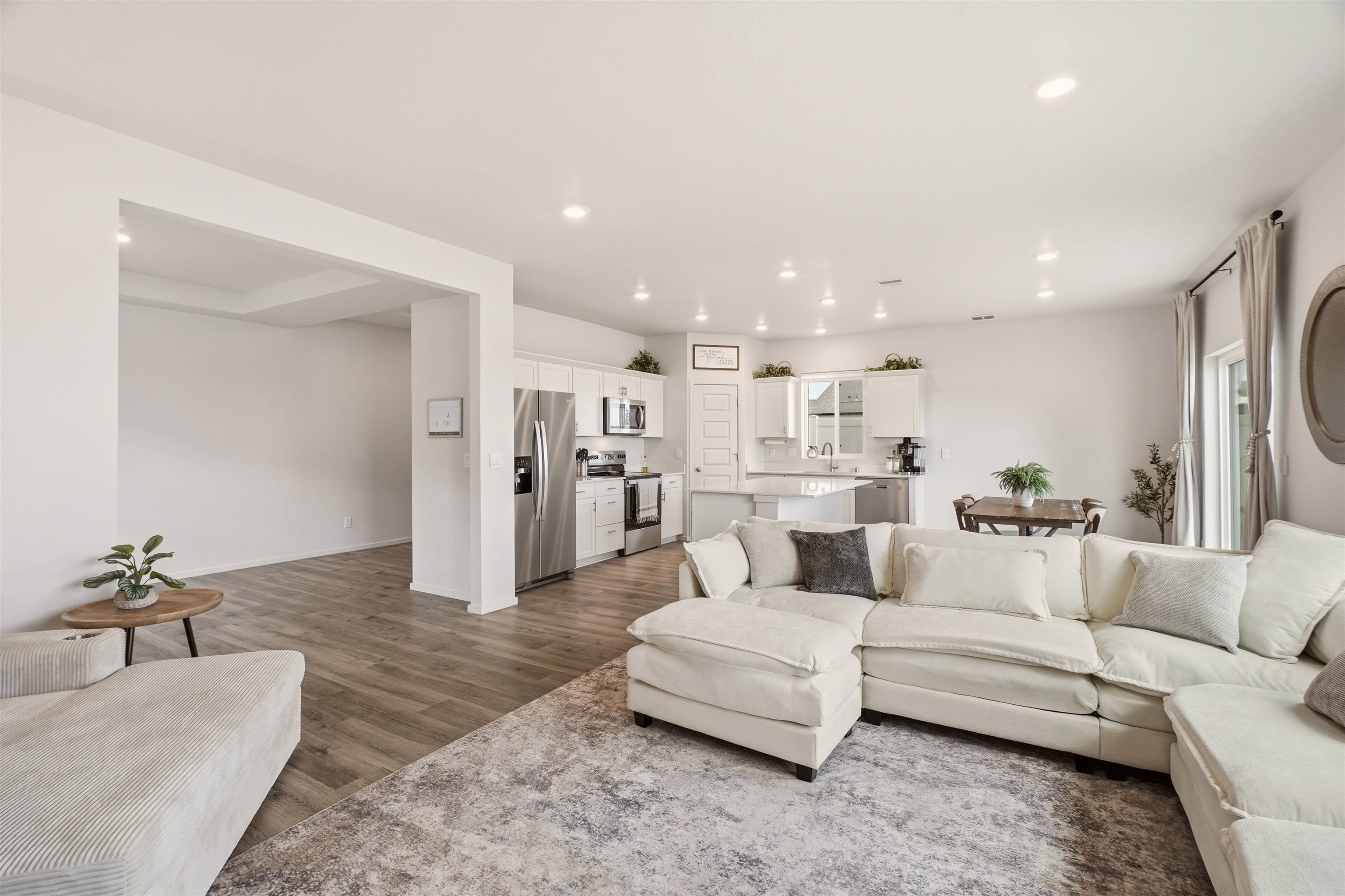 6335 South Soda Road Spokane, WA 99224 - Photo 7 of 39