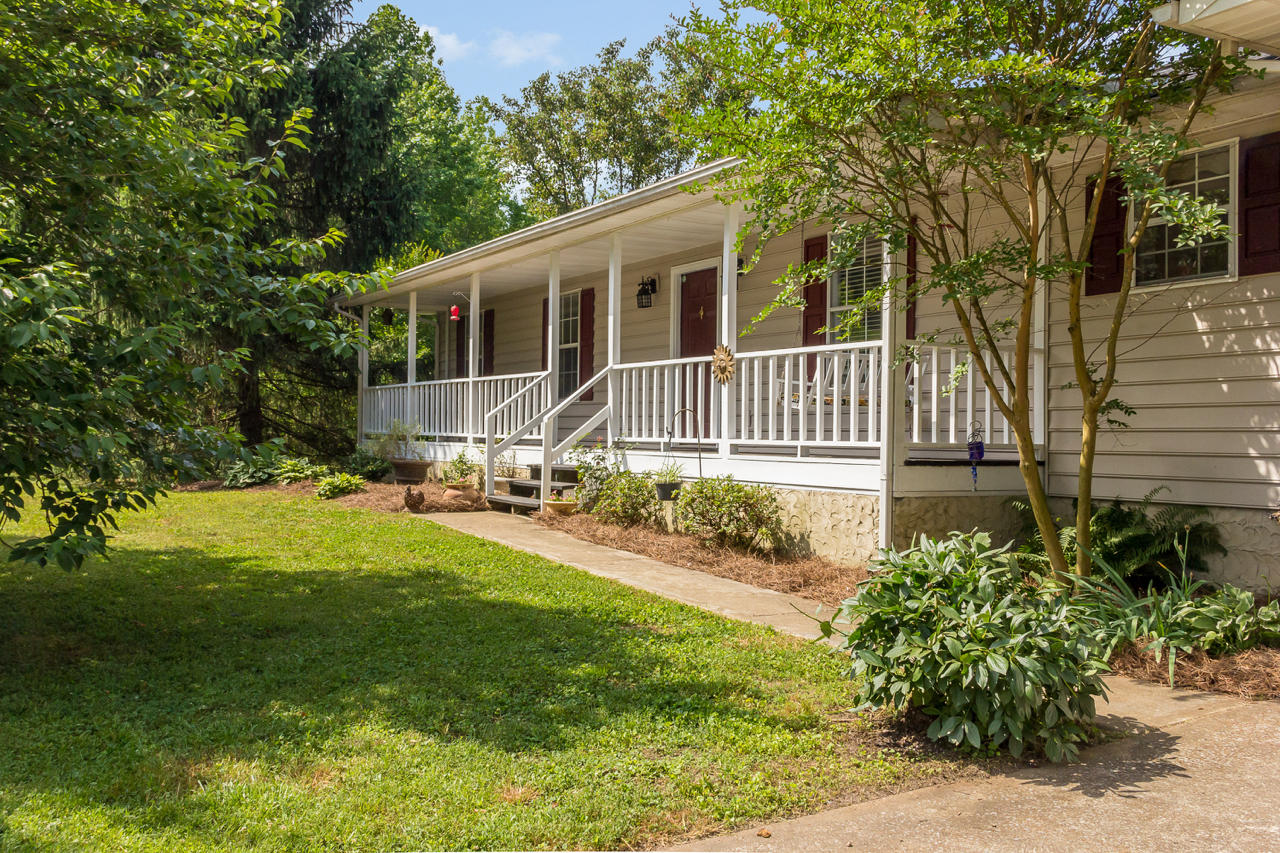 11220 McGhee Road Apison, TN 37302 - Photo 1 of 21 11220 McGhee Apison, TN 37302 - 01
