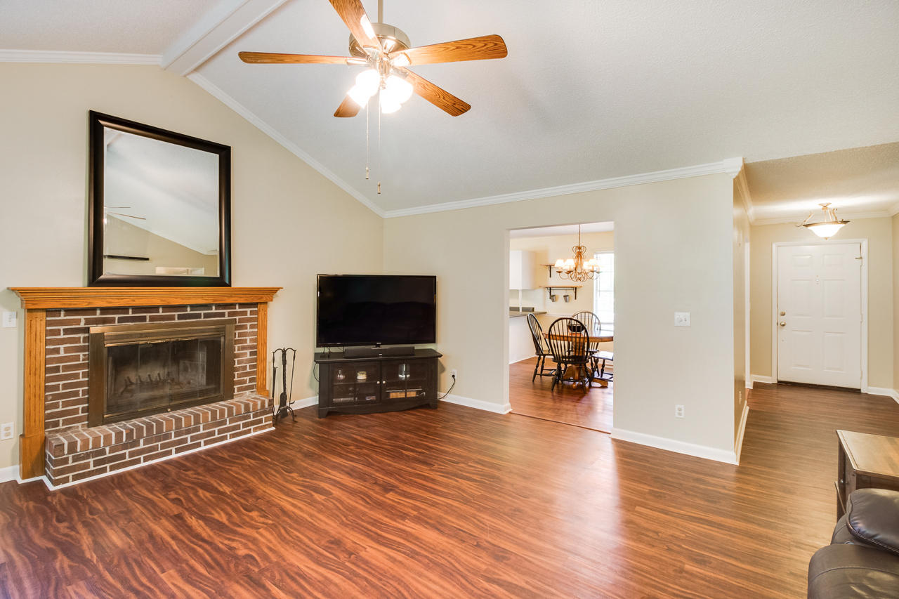 11220 McGhee Road Apison, TN 37302 - Photo 4 of 21 11220 McGhee Apison, TN 37302 - 04