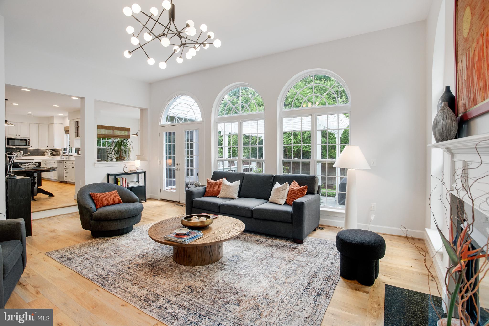 16340 Sandy Ridge Court Woodbridge, VA 22191 - Photo 17 of 60 Gallery Image 17