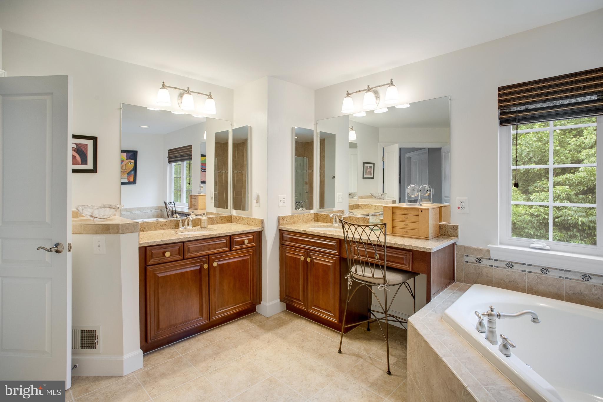 16340 Sandy Ridge Court Woodbridge, VA 22191 - Photo 27 of 60 Gallery Image 27