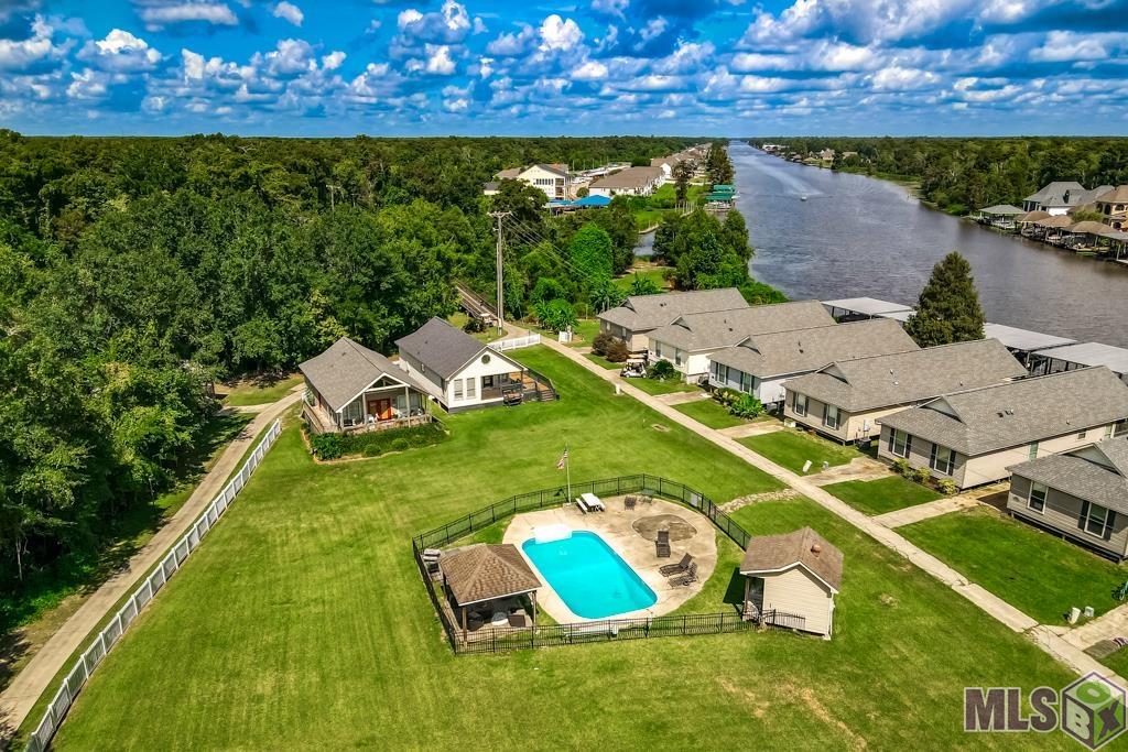 20878 Diversion Canal Road, Unit 1 St. Amant, LA 70774 - Photo 24 of 34