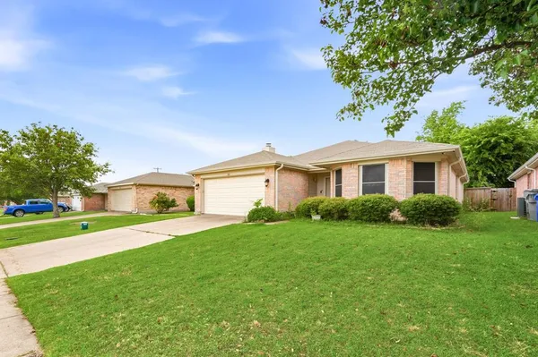 $240,000 | 1131 Single Tree Drive, Forney, TX 75126