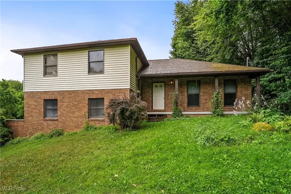 $350,000 | 1660 Martin Road, Mogadore, OH 44260