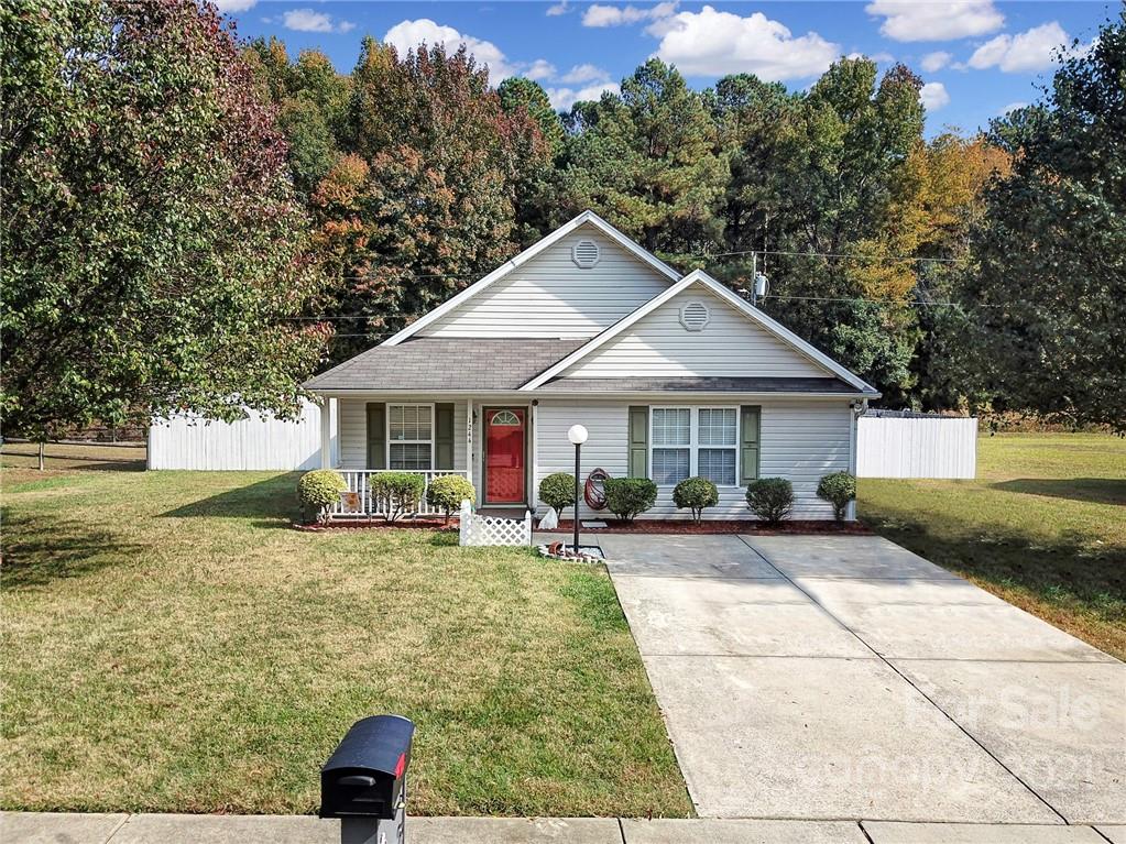 1244 Log Cabin Road Charlotte, NC 28213 - Photo 34 of 42 Gallery Image 34