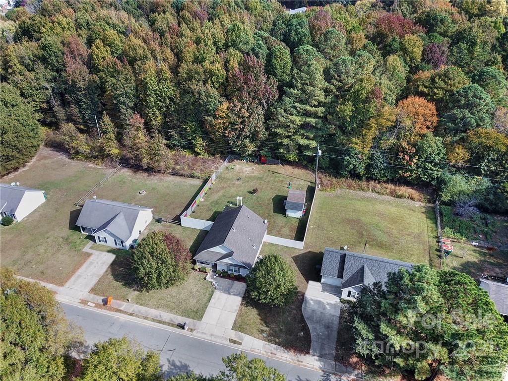 1244 Log Cabin Road Charlotte, NC 28213 - Photo 37 of 42 Gallery Image 37