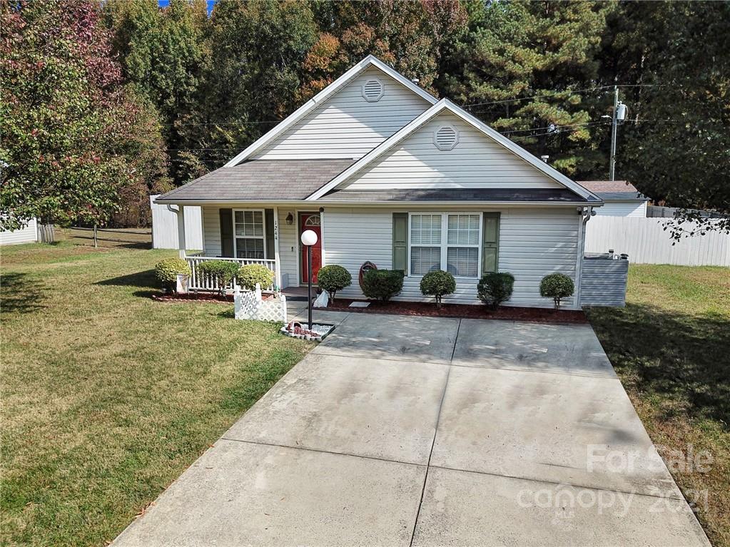 1244 Log Cabin Road Charlotte, NC 28213 - Photo 42 of 42 Gallery Image 42