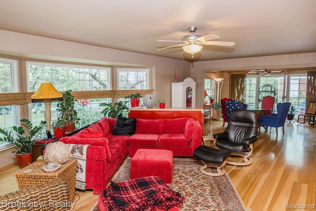 2942 Hillendale Drive Rochester Hills, MI 48309 - Photo 5 of 30
