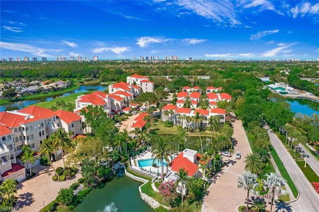 $625,000 | 1510 Clermont Drive, Unit A201, Naples, FL 34109