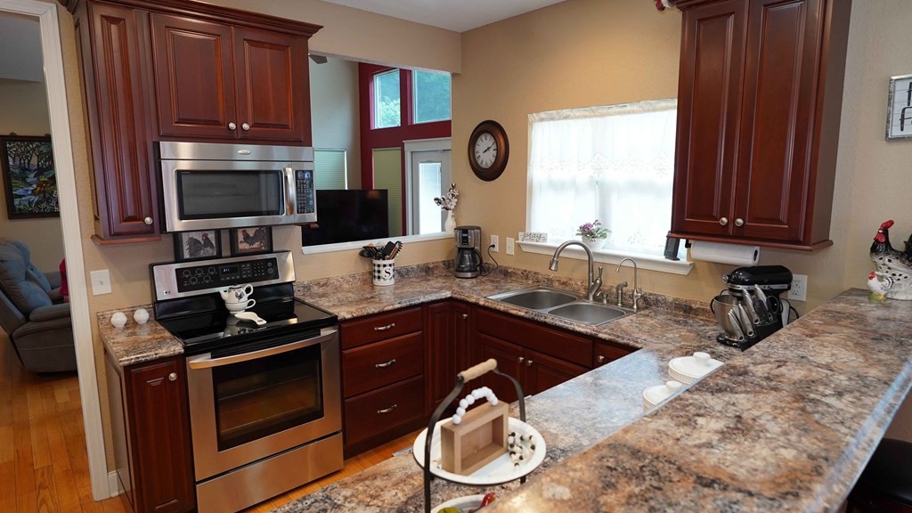 352 County Road 754 Riceville, TN 37370 - Photo 7 of 47 Gallery Image 7