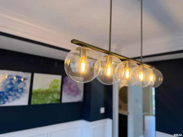 $535,000 | 6409 West Hazel Nut Drive, Edwards, IL 61528