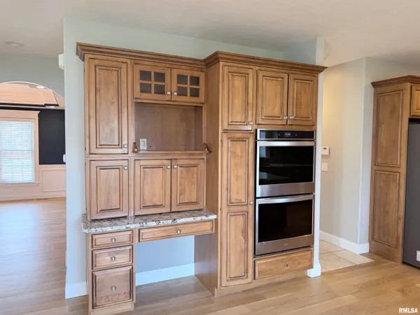 $535,000 | 6409 West Hazel Nut Drive, Edwards, IL 61528