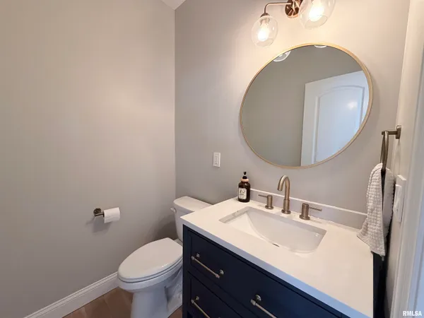 $535,000 | 6409 West Hazel Nut Drive, Edwards, IL 61528
