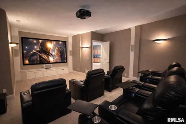 $535,000 | 6409 West Hazel Nut Drive, Edwards, IL 61528