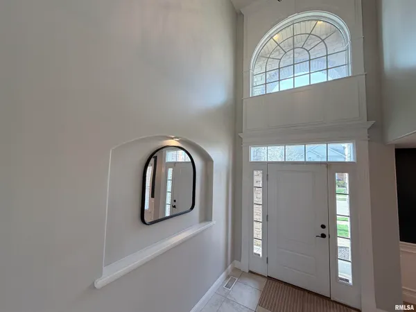 $535,000 | 6409 West Hazel Nut Drive, Edwards, IL 61528