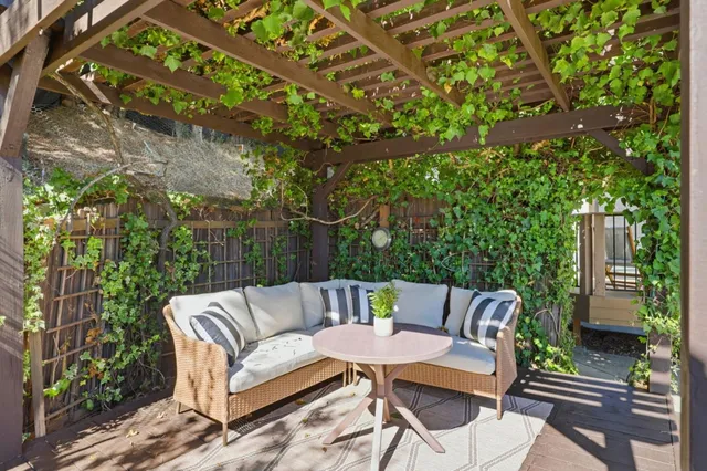 $1,749,888 | 16955 Oakridge Lane, Morgan Hill, CA 95037