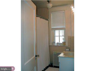 308 Wellesley Road Philadelphia, PA 19119 - Photo 5 of 6 Gallery Image 5