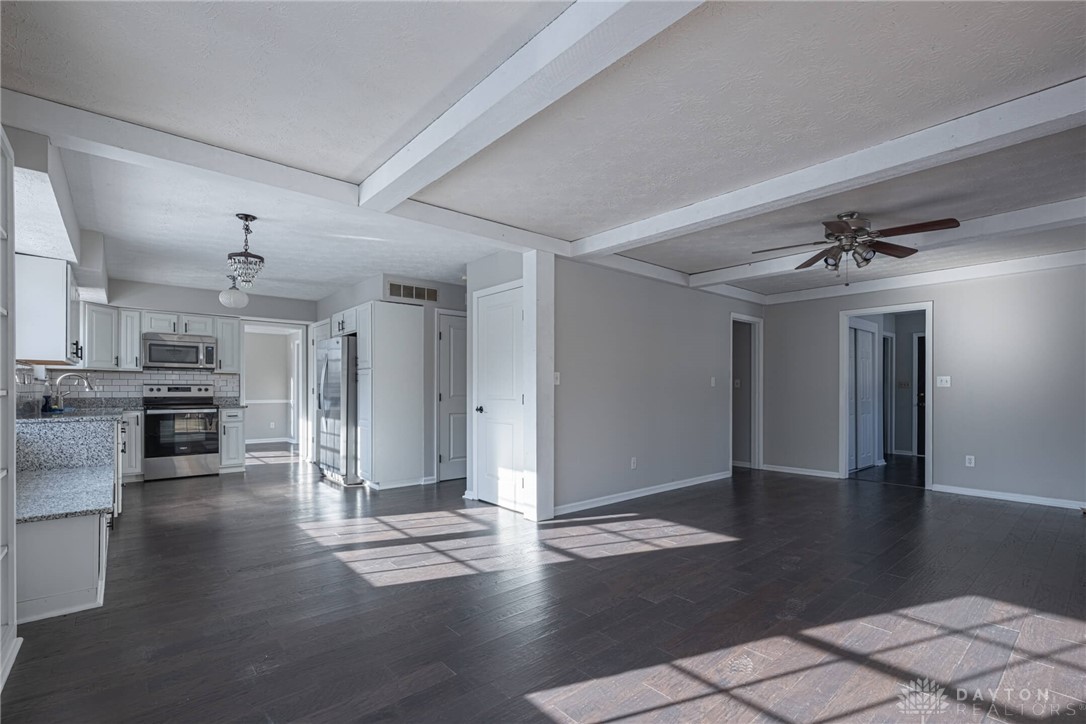10050 Atchison Road Dayton, OH 45458 - Photo 9 of 42 Gallery Image 9