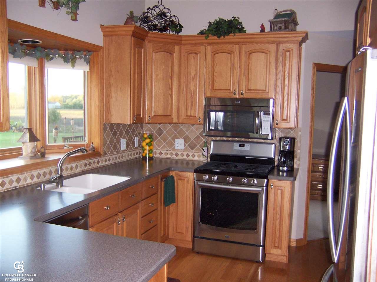 1021 Riley Center Road Memphis, MI 48041 - Photo 2 of 27