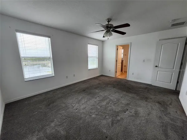 $2,000 | 949 Seminole Sky Drive, Ruskin, FL 33570