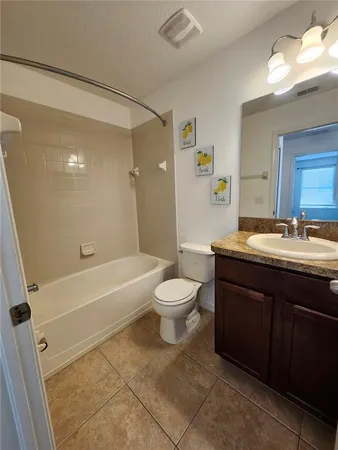 $2,000 | 949 Seminole Sky Drive, Ruskin, FL 33570