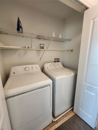 $2,000 | 949 Seminole Sky Drive, Ruskin, FL 33570