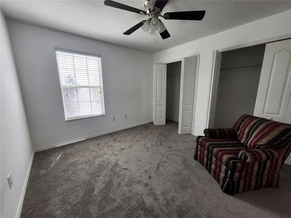 $2,000 | 949 Seminole Sky Drive, Ruskin, FL 33570