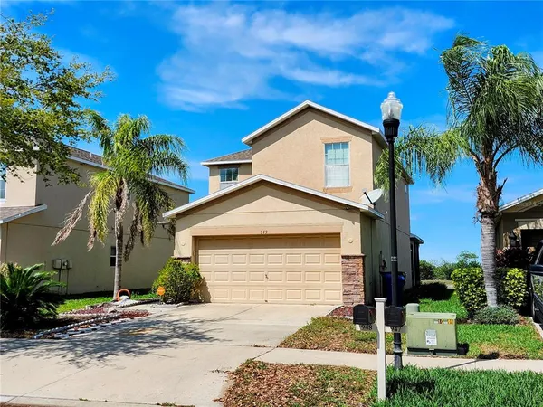 $2,000 | 949 Seminole Sky Drive, Ruskin, FL 33570