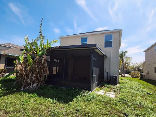 $2,000 | 949 Seminole Sky Drive, Ruskin, FL 33570