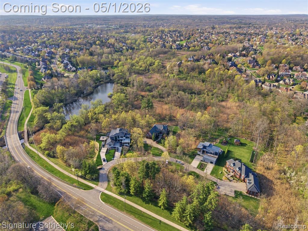 1595 Carriage Way Rochester, MI 48307 - Photo 13 of 78