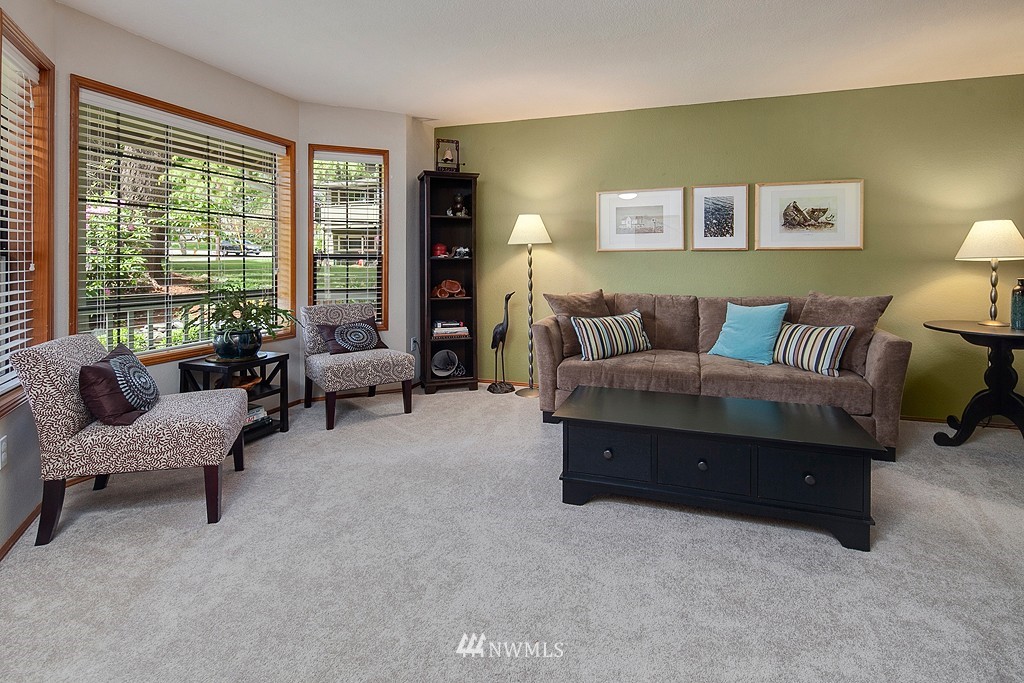 23507 Meridian Avenue South Bothell, WA 98021 - Photo 5 of 20