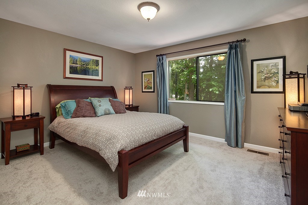 23507 Meridian Avenue South Bothell, WA 98021 - Photo 9 of 20
