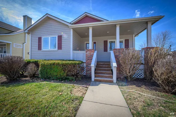 $435,000 | 401 Casa Bonita Drive, Lawrence, KS 66049