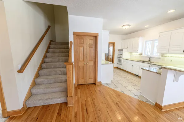 $435,000 | 401 Casa Bonita Drive, Lawrence, KS 66049