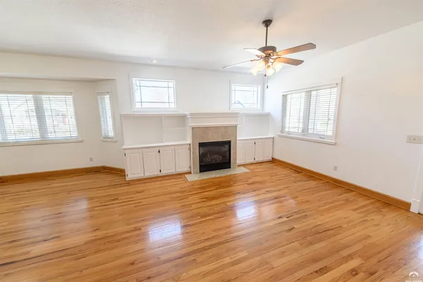 $435,000 | 401 Casa Bonita Drive, Lawrence, KS 66049