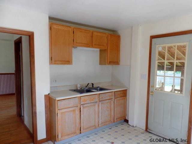 1218 Tamarac Road Troy, NY 12180 - Photo 10 of 22 Photo 10