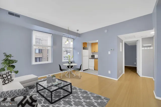 $2,195 | 1133 13th Street Northwest, Unit 704, Washington, DC 20005