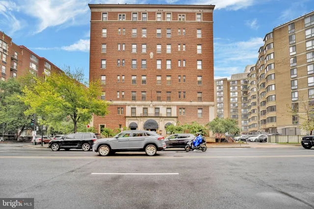 $2,195 | 1133 13th Street Northwest, Unit 704, Washington, DC 20005