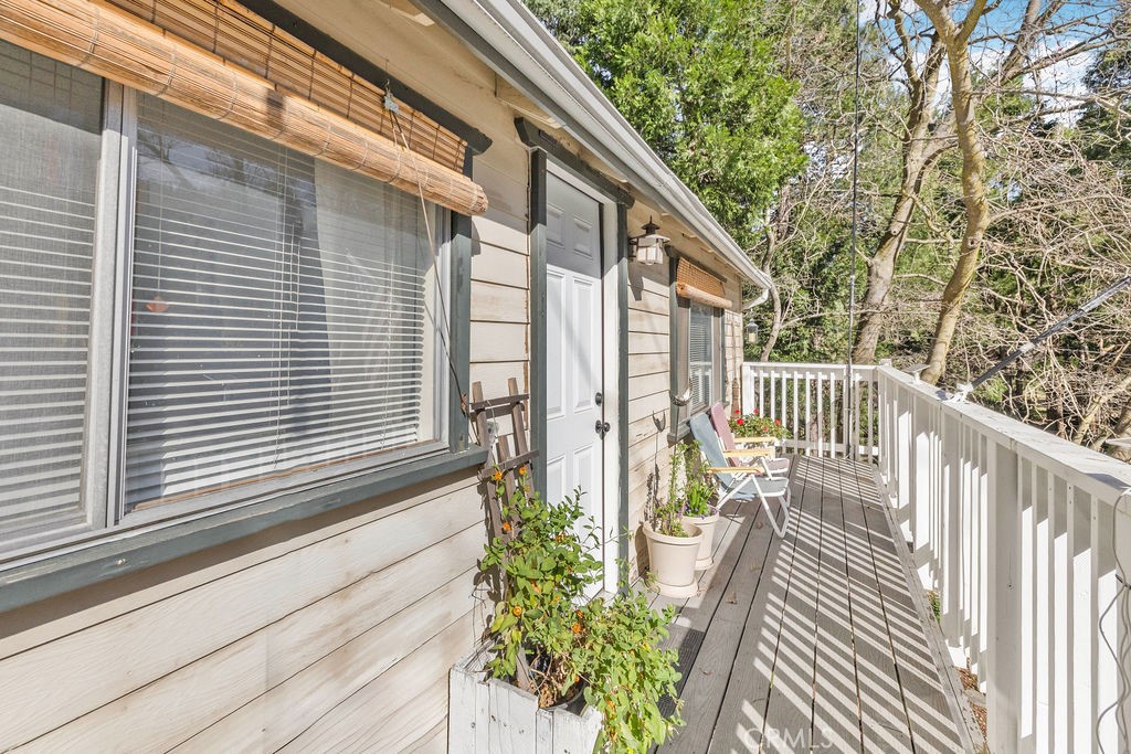 23328 Brookside Road Crestline, CA 92325 - Photo 22 of 45