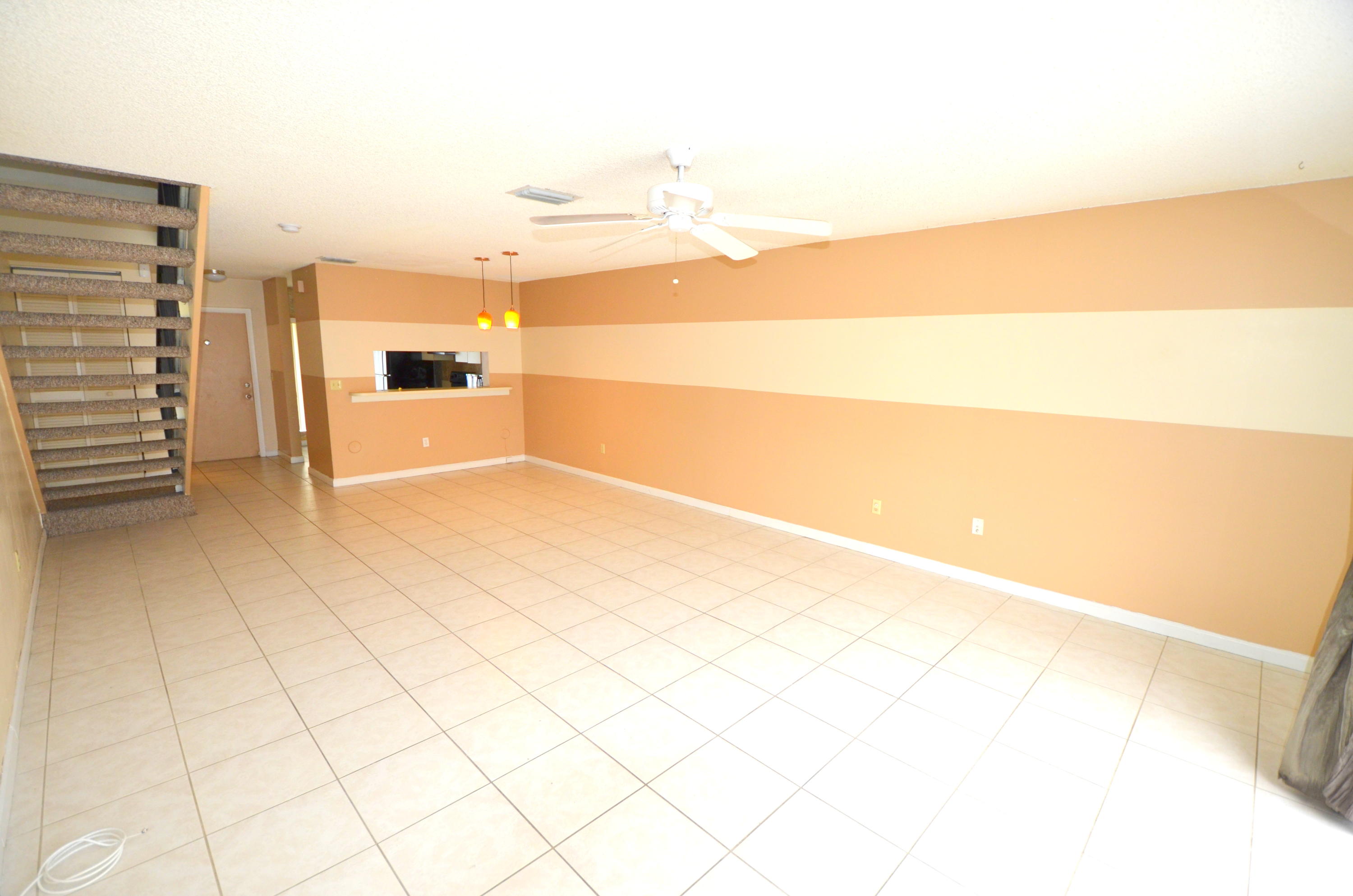 9109 Southwest 21st Street, Unit D Boca Raton, FL 33428 - Photo 4 of 22 DSC_4025