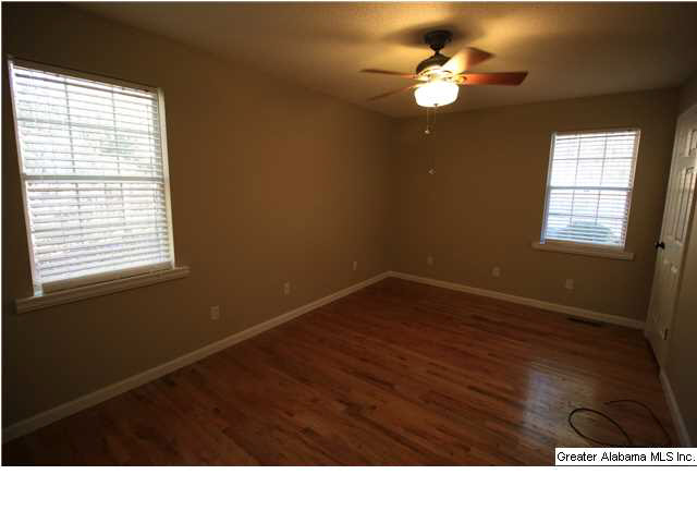 178 Ridgewood Drive Hayden, AL 35079 - Photo 7 of 24